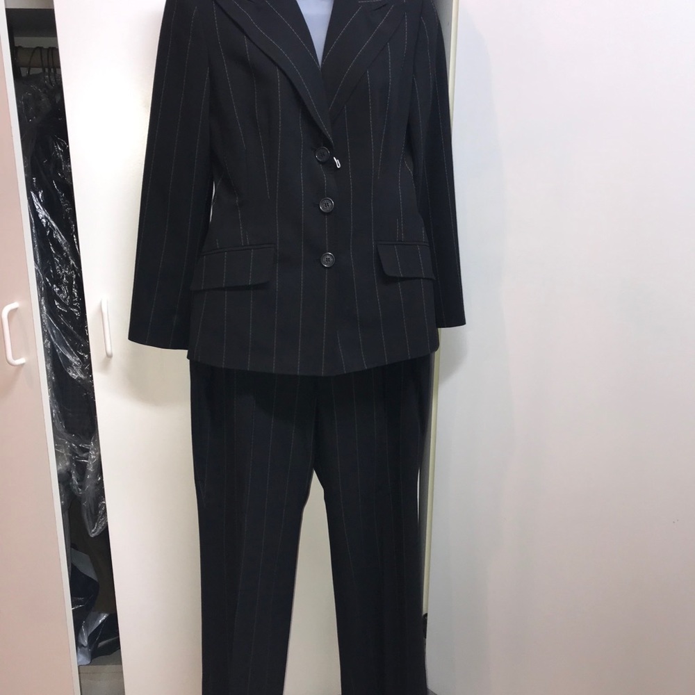 Stylish Anne Klein pin stripe business suit